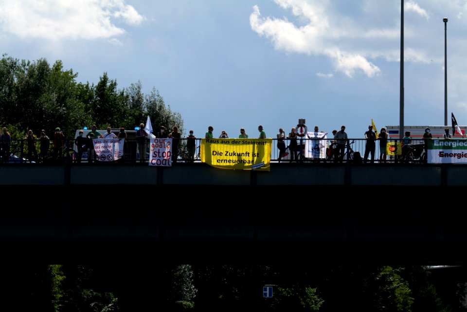 Coal and Boat demonstration 2020-08-29 115