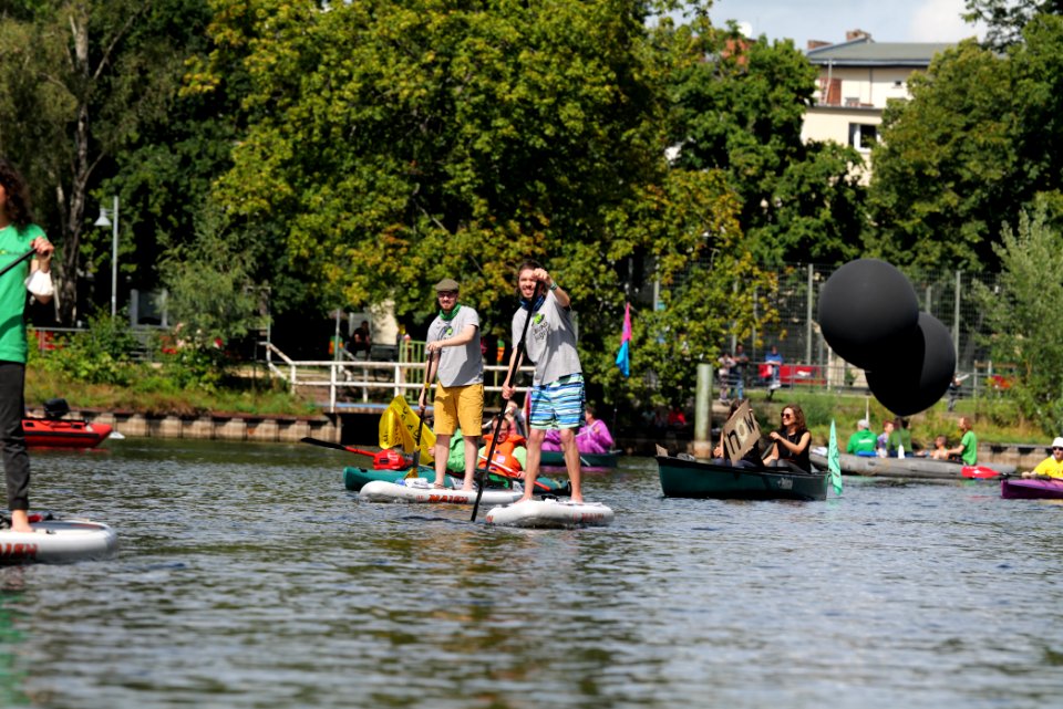 Coal and Boat demonstration 2020-08-29 111