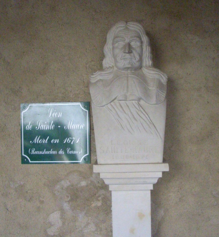Cloitre carmes sainte maure