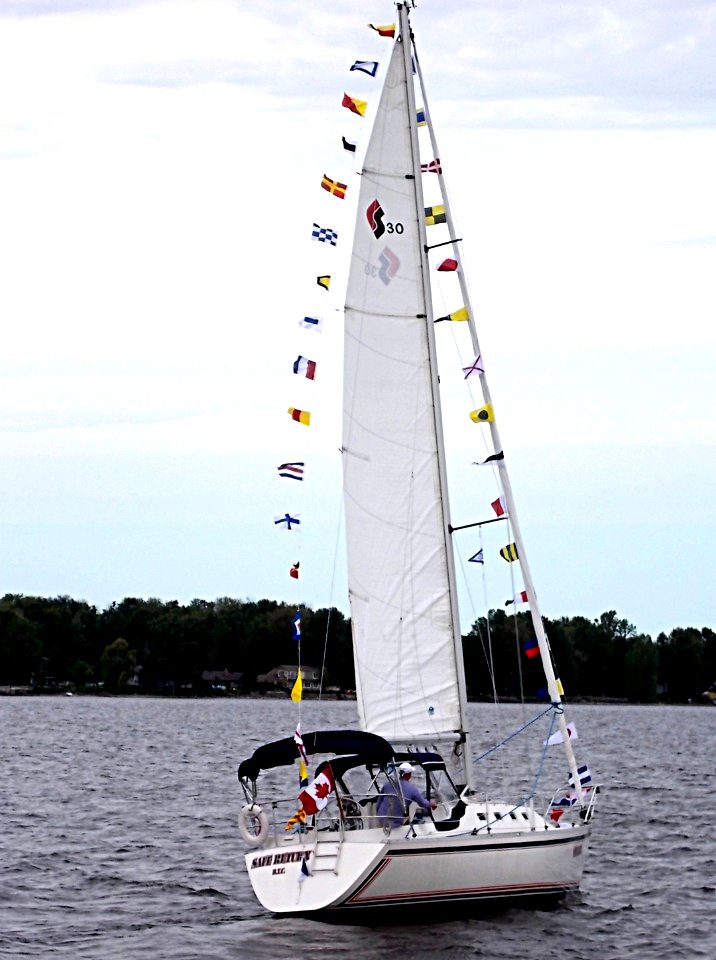 CS 30 sailboat Safe Return 2332
