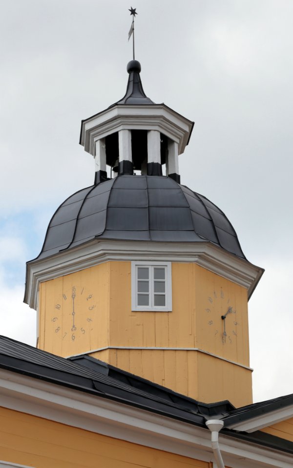 Clock tower Raatihuone Kajaani 20210623