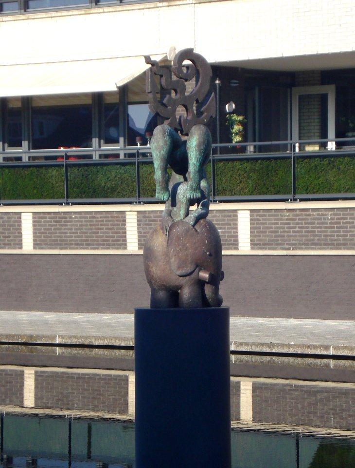 Cromstrijen kunstwerk E.Pietersen