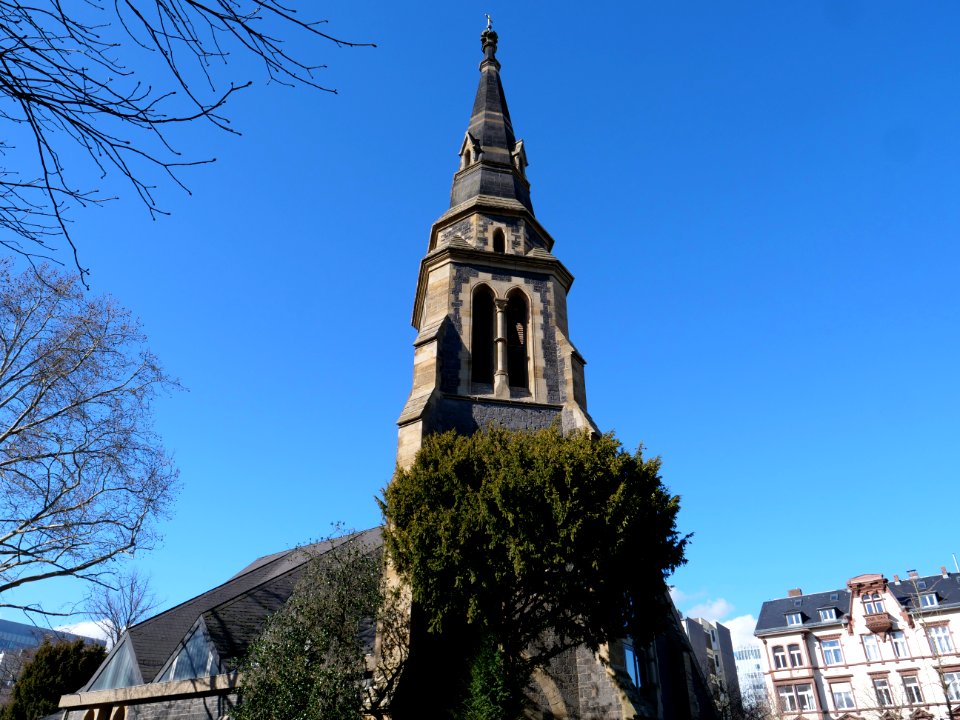 Christuskirche Frankfurt-Westend 01