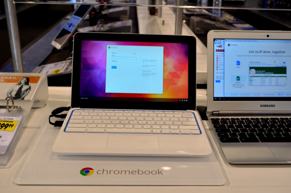ChromebooksOnDisplay