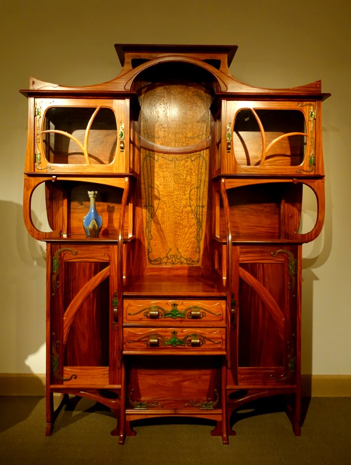 Cabinet-vitrine by Gustave Serrurier-Bovy, Belgium, Liege, 1899, red narra wood, ash, copper, enamel, 1981.512.4 - Metropolitan Museum of Art - New York City - DSC07551