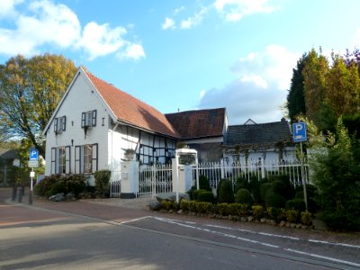 Cadier en Keer-Dorpsstraat 45 (1)