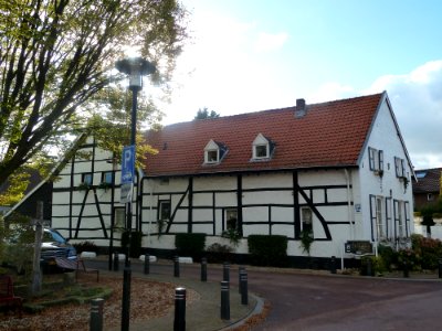Cadier en Keer-Dorpsstraat 45 (2)