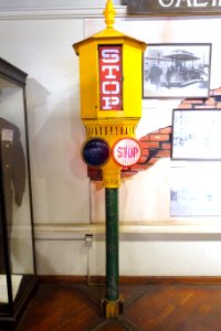 Cable car stoplight - San Francisco Cable Car Museum - San Francisco, CA - DSC04020