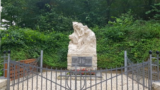 Cadier en Keer-Belgisch monument (3)