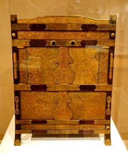 Cabinet with pagodas, Buddhist deities, lotus pond, and mountains, Japan, late Muromachi or Momoyama period, 1500s AD, wood, black lacquer, copper alloy with gilding - Peabody Essex Museum - DSC07549