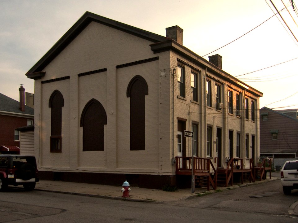 Church Turned into Alley Houses, South Side, 2015-06-22, 01