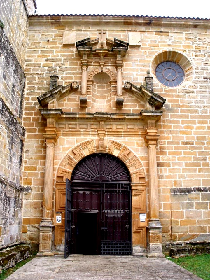 Cigüenza - Iglesia de San Martín de Tours 04