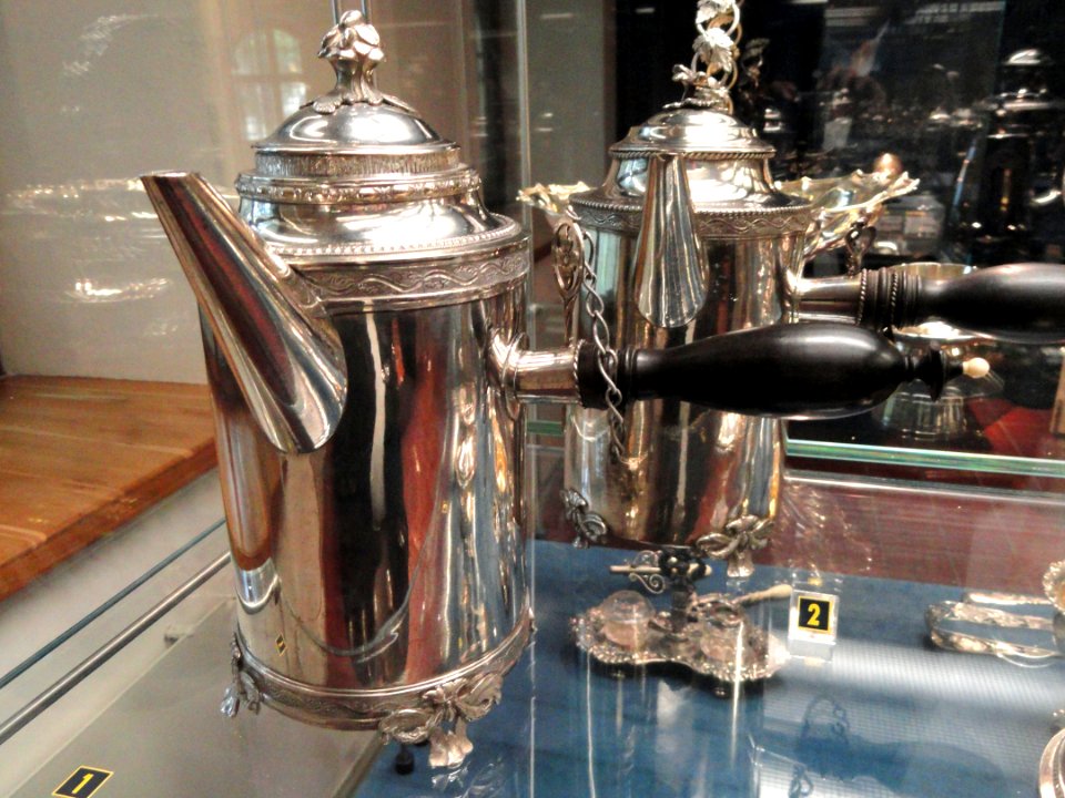Coffee pots, Carl Fredrik Borgstrom, Turku, 1786, 1784 - National Museum of Finland - DSC03978