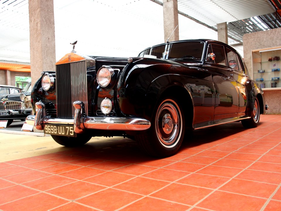 Black Rolls-Royce pic2