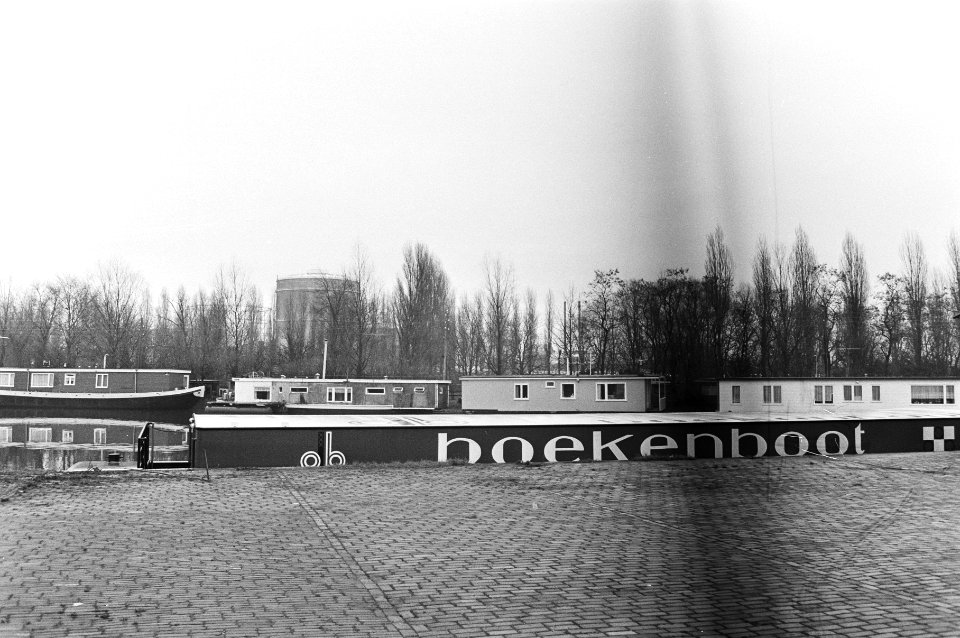 Boekenboot van Openbare Bibliotheek in Amsterdam boot, Bestanddeelnr 924-0842