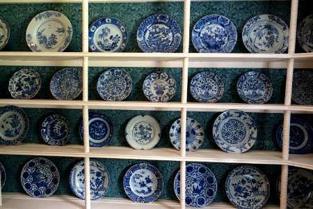 Blue and white plates, Chinese, Japanese, and Dutch, ceramic - Kelmscott Manor - Oxfordshire, England - DSC00016
