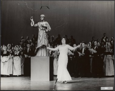 Boekenbal 1967. Eerste deel van de show Er werd nog nooit zoveel ge.... werd g, Bestanddeelnr 043-0951