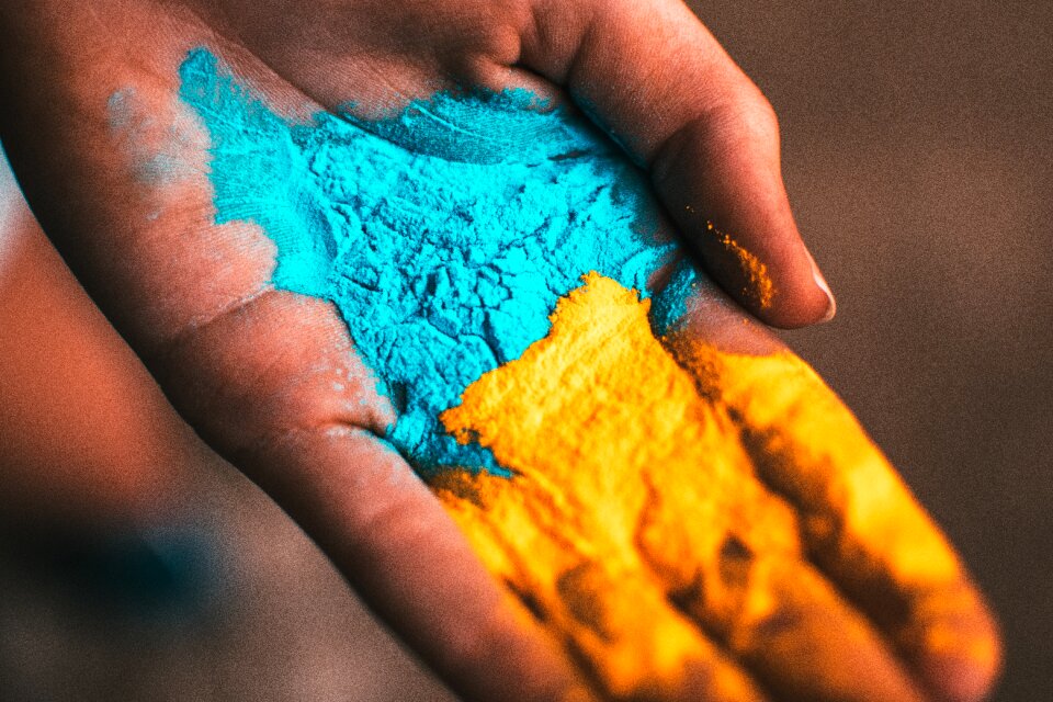 Powder blue yellow
