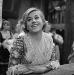 Brigadoon muzikale komedie voor NCRV televisie Jenny Arean, Bestanddeelnr 915-9856