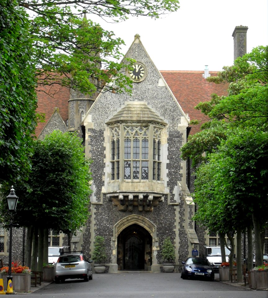 Brighton College, Eastern Road, Kemptown, Brighton (July 2010, seen from Entrance Lodge)