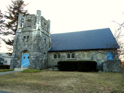 Brookfield Unitarian Universalist Church - 9 Upper River Street, Brookfield, MA - DSC04755