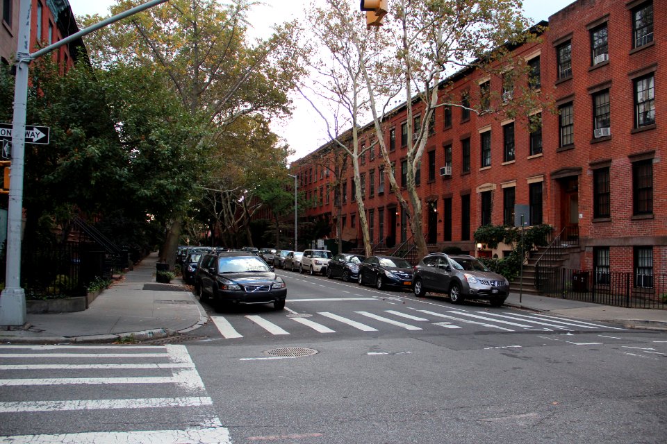 Bergen St @ Hoyt St, Brooklyn, Sept 2017