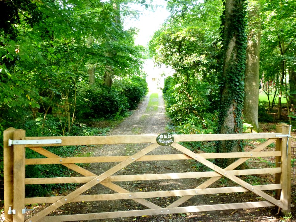 Berg en Dal (Groesbeek) Kastanjelaan 16 entreehek