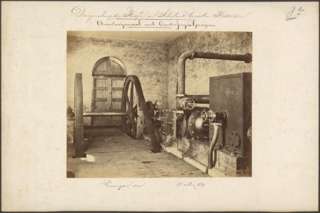 Benedengemaal in Kralingen met centrifugaal pompen, Bestanddeelnr 158