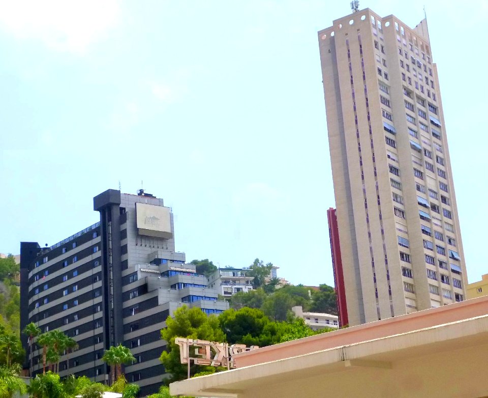 Benidorm - Hotel Magic Aqua Rock Gardens y apartamentos Tropic-Mar