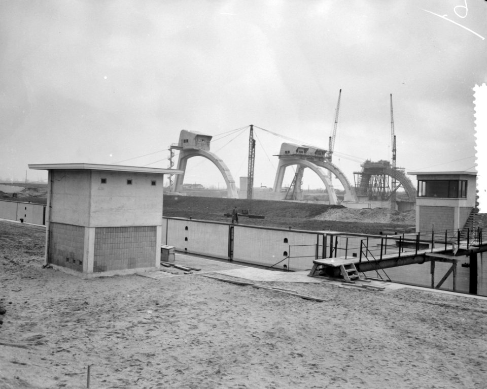Bouw stuwcomplex Lek-Hagestein, Bestanddeelnr 910-8290