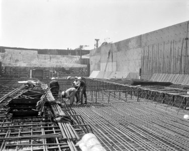 Bouw Caisson voor Coentunnel in Amsterdam-Noord Overzicht IJ-caisson, Bestanddeelnr 915-0234