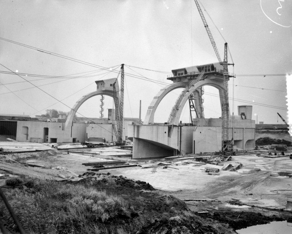 Bouw stuwcomplex Lek-Hagestein, Bestanddeelnr 910-8289