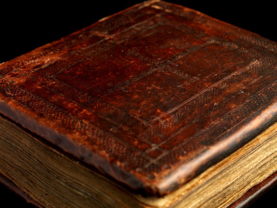 Book Cover 1 MET DP367377