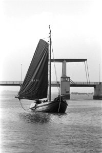 Botter in het water, Bestanddeelnr 931-0286
