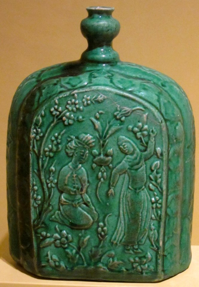Bottle from Iran, 17th century, glazed stone-paste, Honolulu Academy of Arts