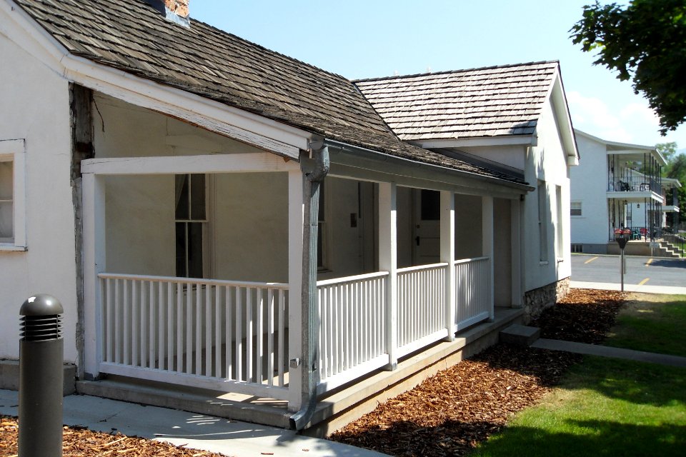 Building 655 at Fort Douglas, Utah - Front porch - 25 August 2012