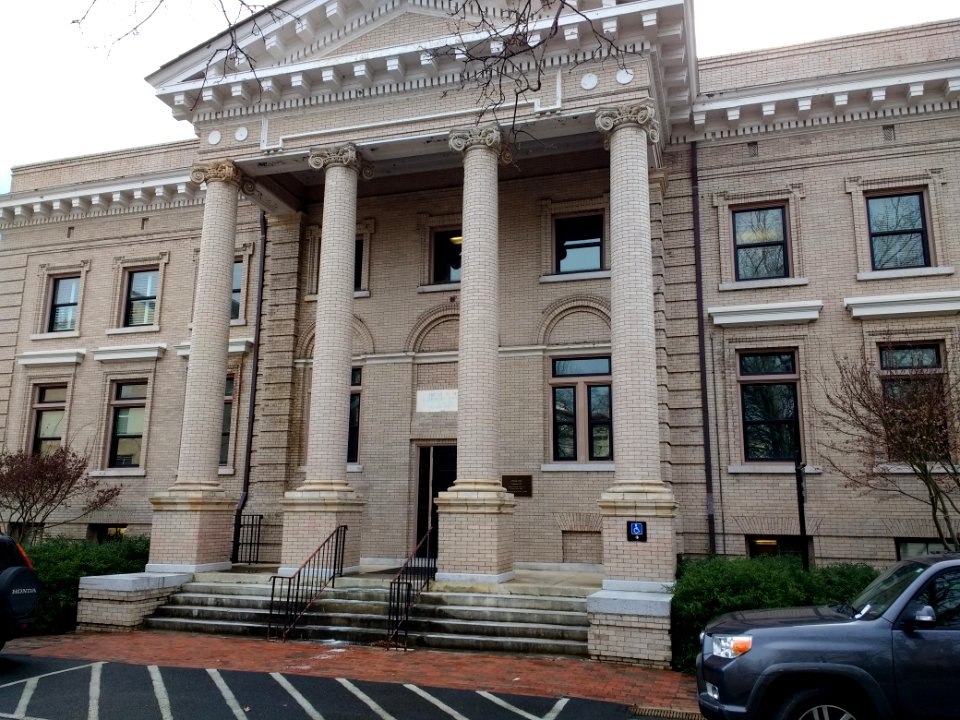 Bynum Hall at UNC in 2018