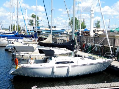 C&C 34 sailboat Saguaro 2133