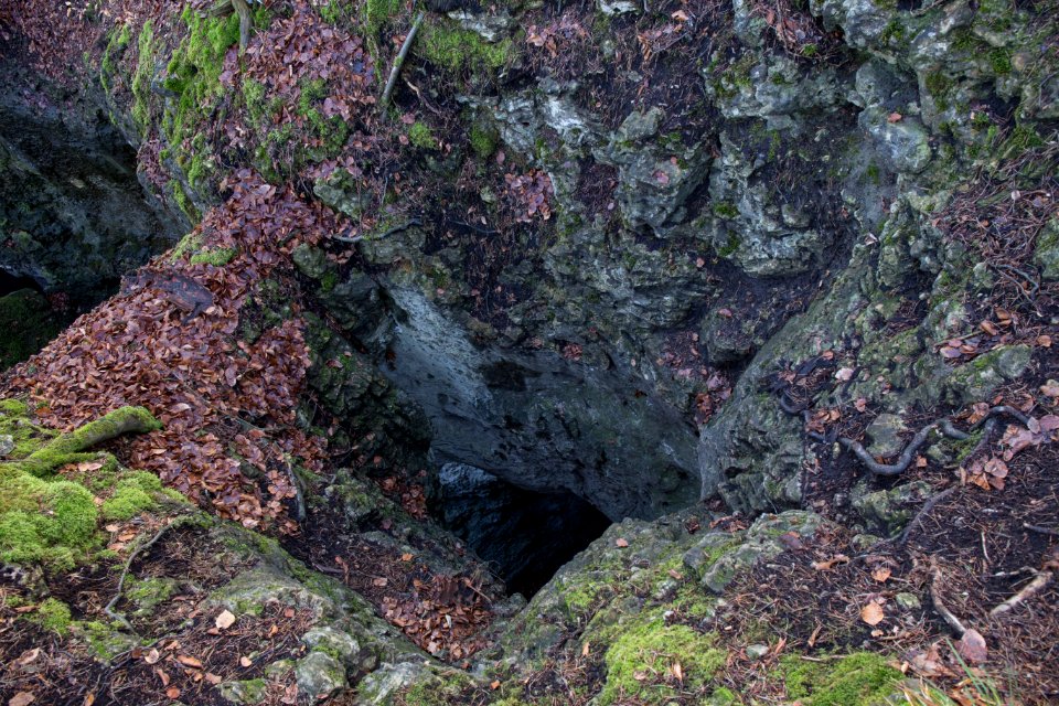 Cäciliengrotte bei Hirschbach (A 9) 011