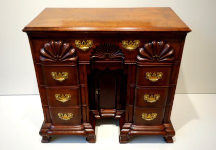 Bureau Table, Newport, Rhode Island, 1745-1755, probably Job Townsend or Christopher Townsend, mahogany with white pine - Chazen Museum of Art - DSC02527