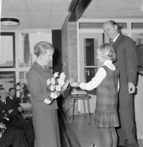 Burgemeester Van Hall opende een school voor slechthorende kinderen in Amsterdam, Bestanddeelnr 918-5720