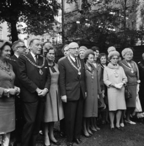 Burgemeester Samkalden ontvangt veertien burgemeesters uit Engeland. Hier in de , Bestanddeelnr 920-7554 photo