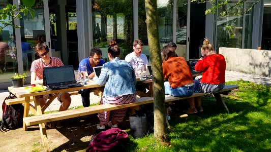 Brussel-Edit-a-thon Amnesty International Vlaanderen op 20 april 2019 (4)