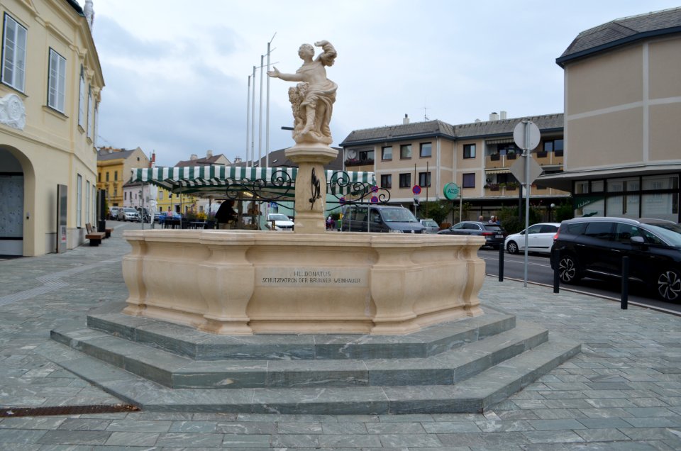 Brunn am Gebirge, Marktbrunnen