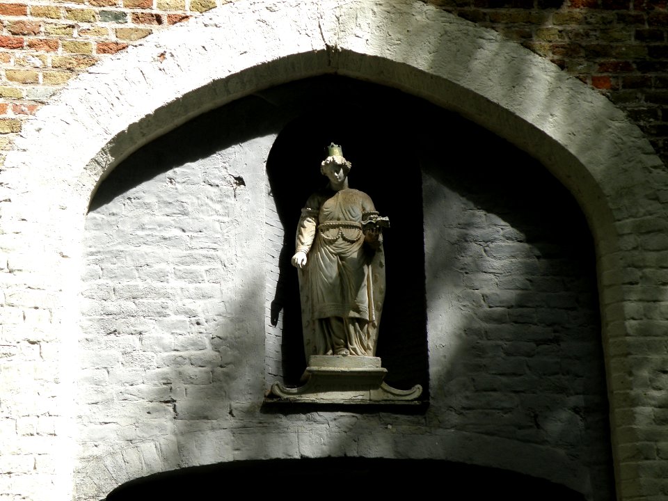 Brugge Begijnhofkerk 4