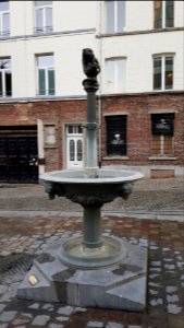 Brussel-De aap van Jean Roig in de Zwaardstraat (1)