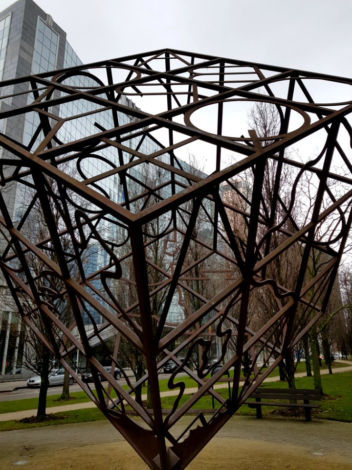 Brussels-Artwork III of Boulevard du Roi Albert II (4)