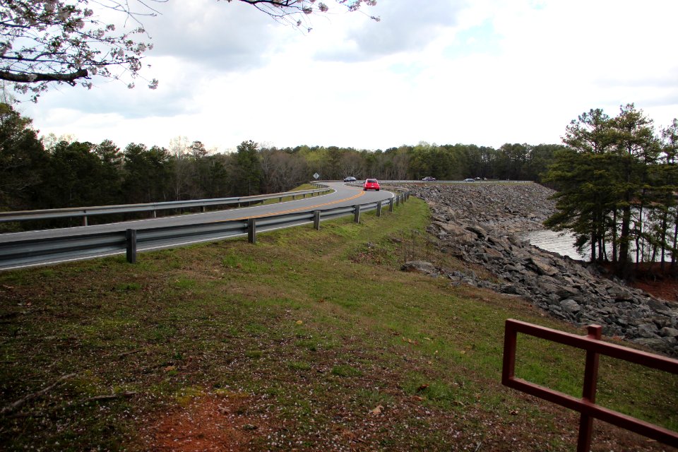 Buford Dam March 2017 2