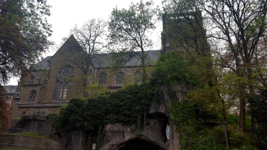 Bressoux-Église Notre-Dame de Lourdes à Le Bouhay (30)