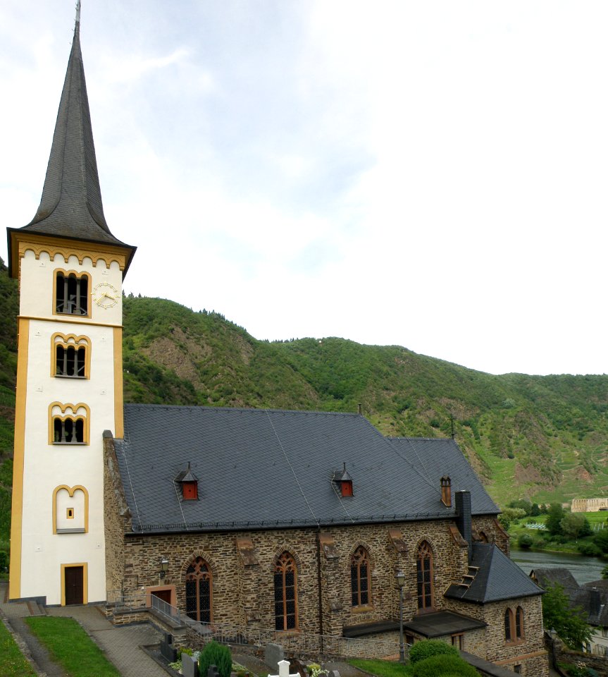 Bremm Sankt Laurentius-Kirche 9